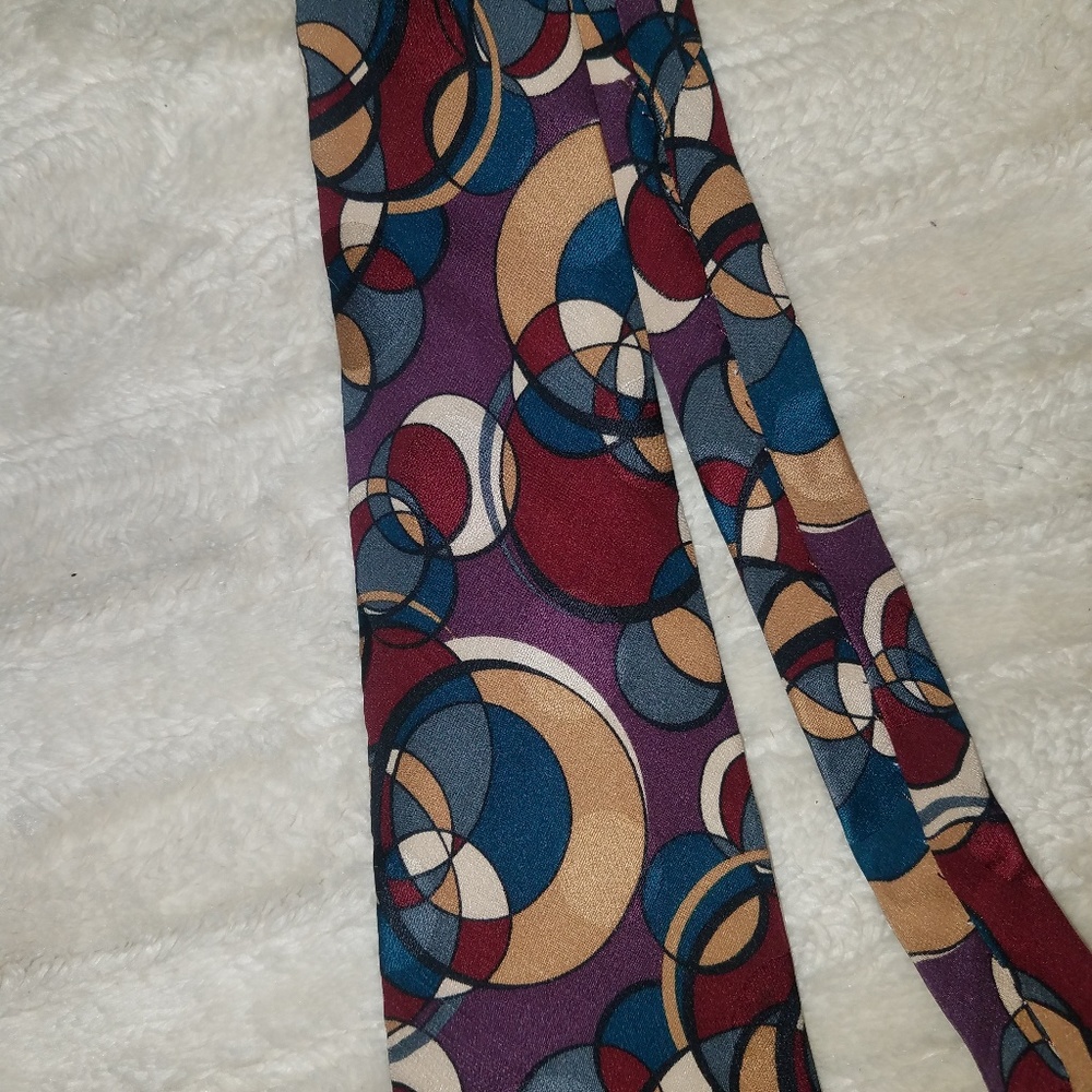 JeSuis mens tie